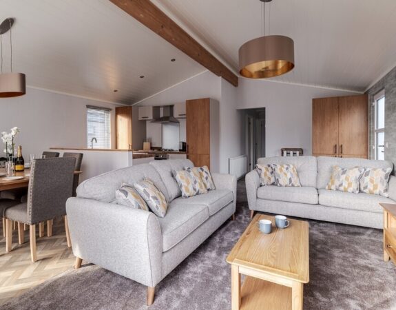 ROY PHOTOGRAPHY Low res 195